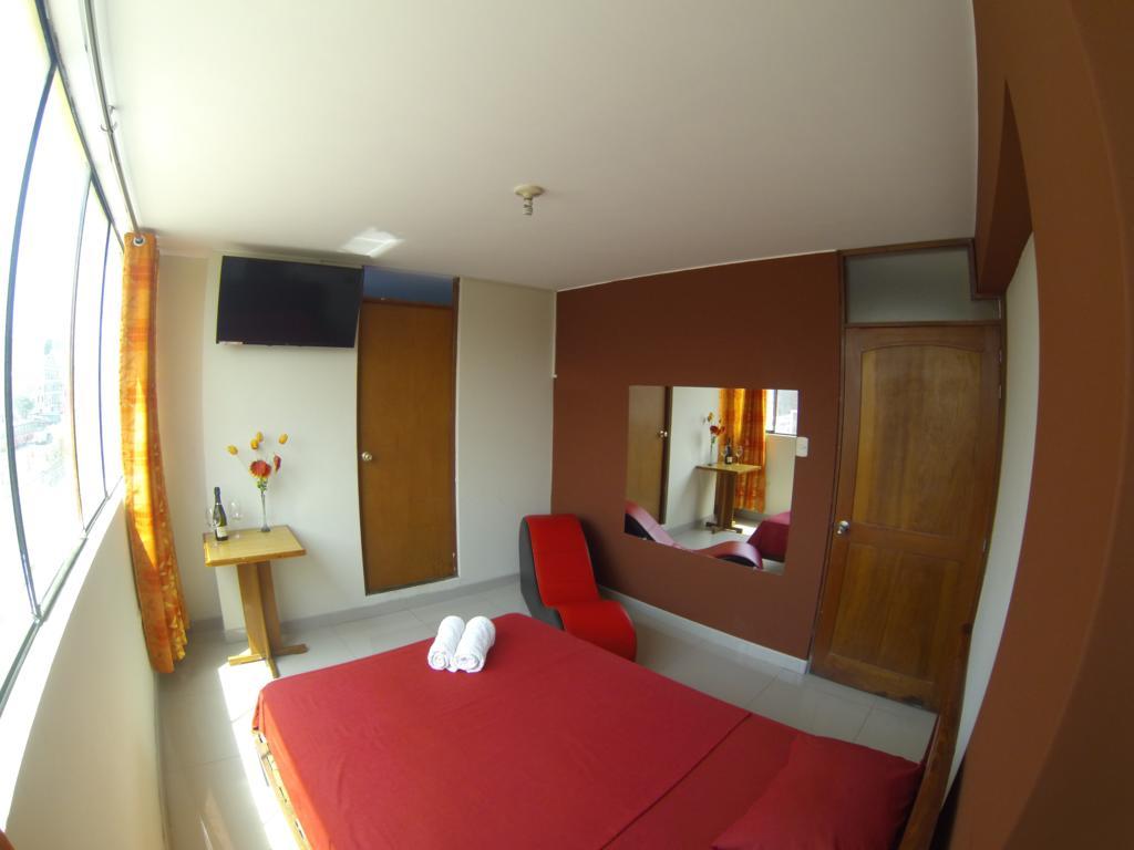 Las Palmeras Hotel del amor